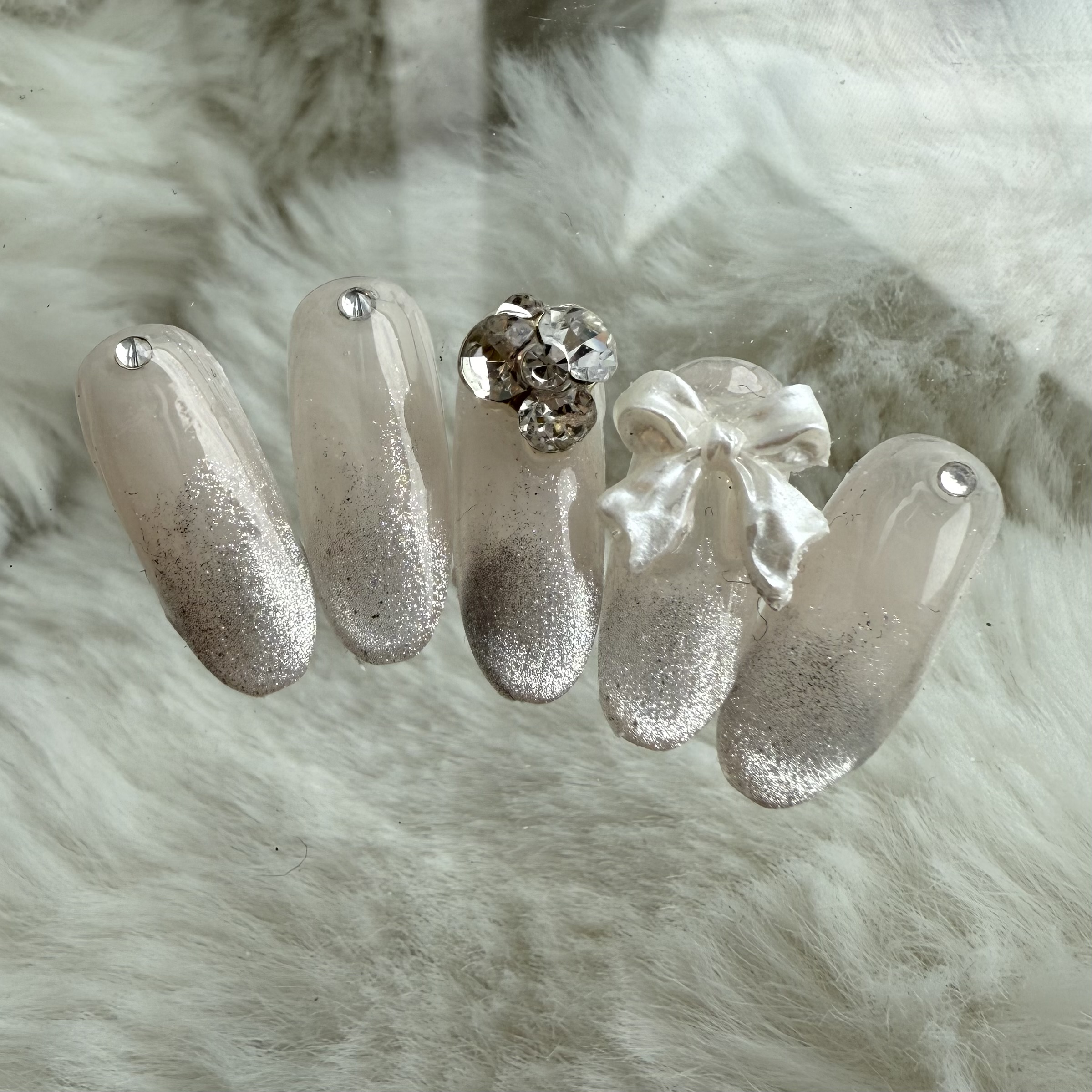 マグネットフレンチと白リボン