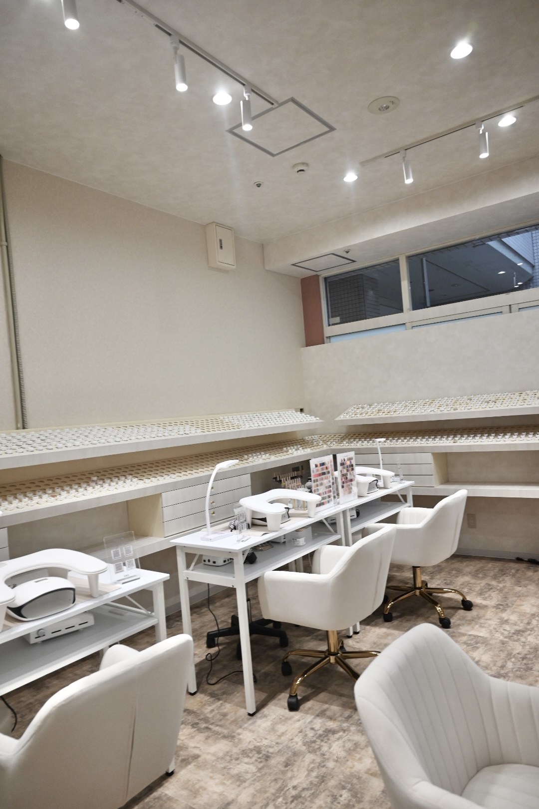 AzurNail 京王代田橋店 画像 5 サムネイル
